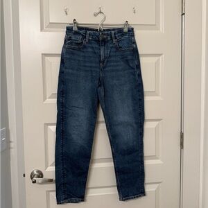 AE curvy mom jean